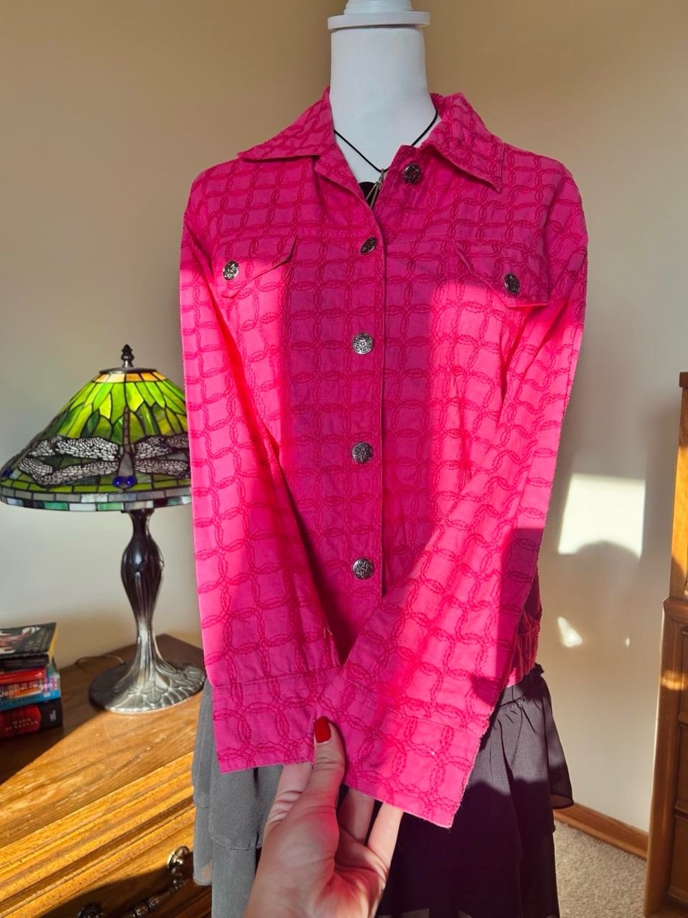 Vintage 90s hot pink lightweight jacket with circular textured pattern